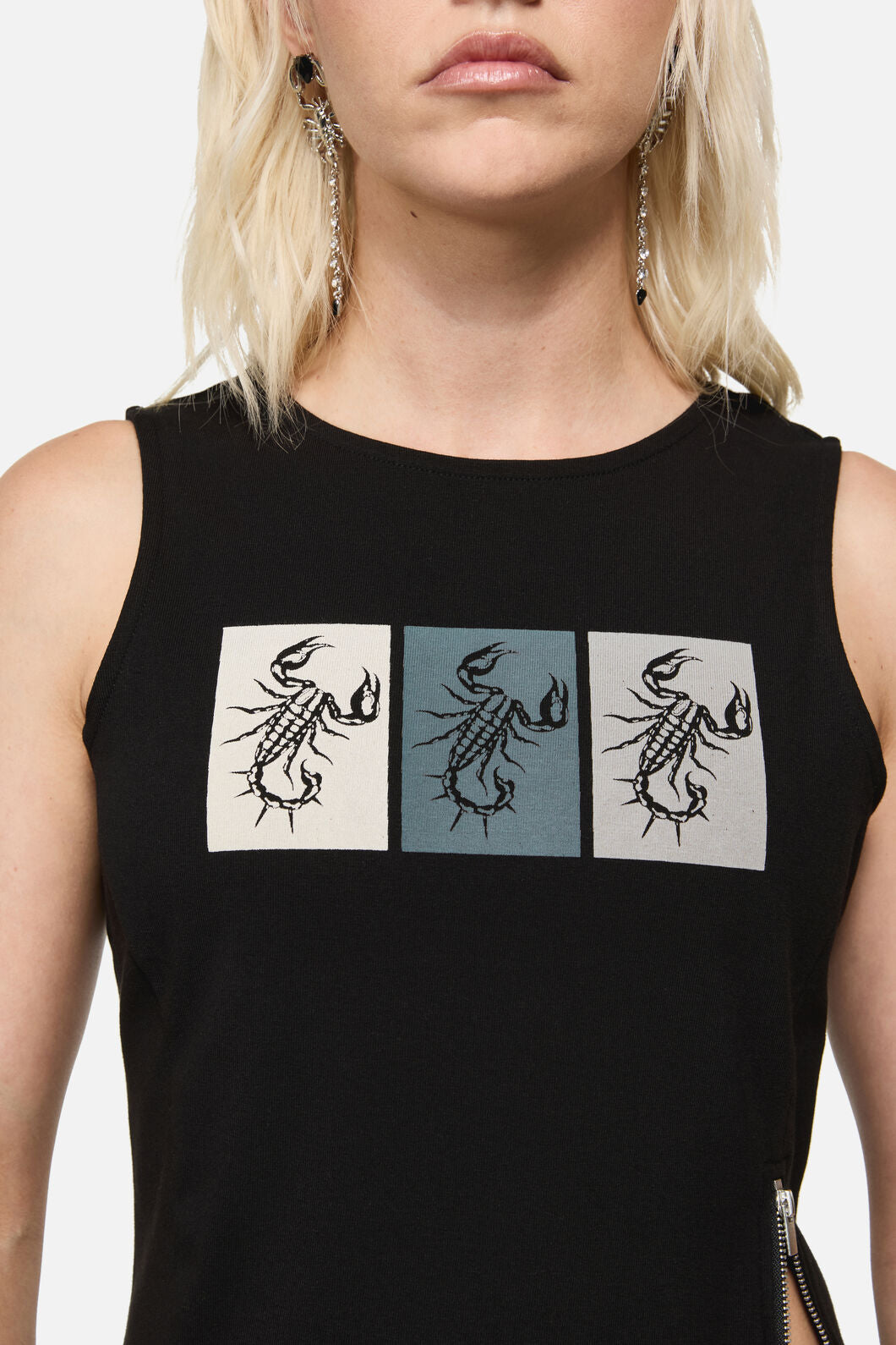 Dangerfield NZ - Dread Zipper Tank Top - black