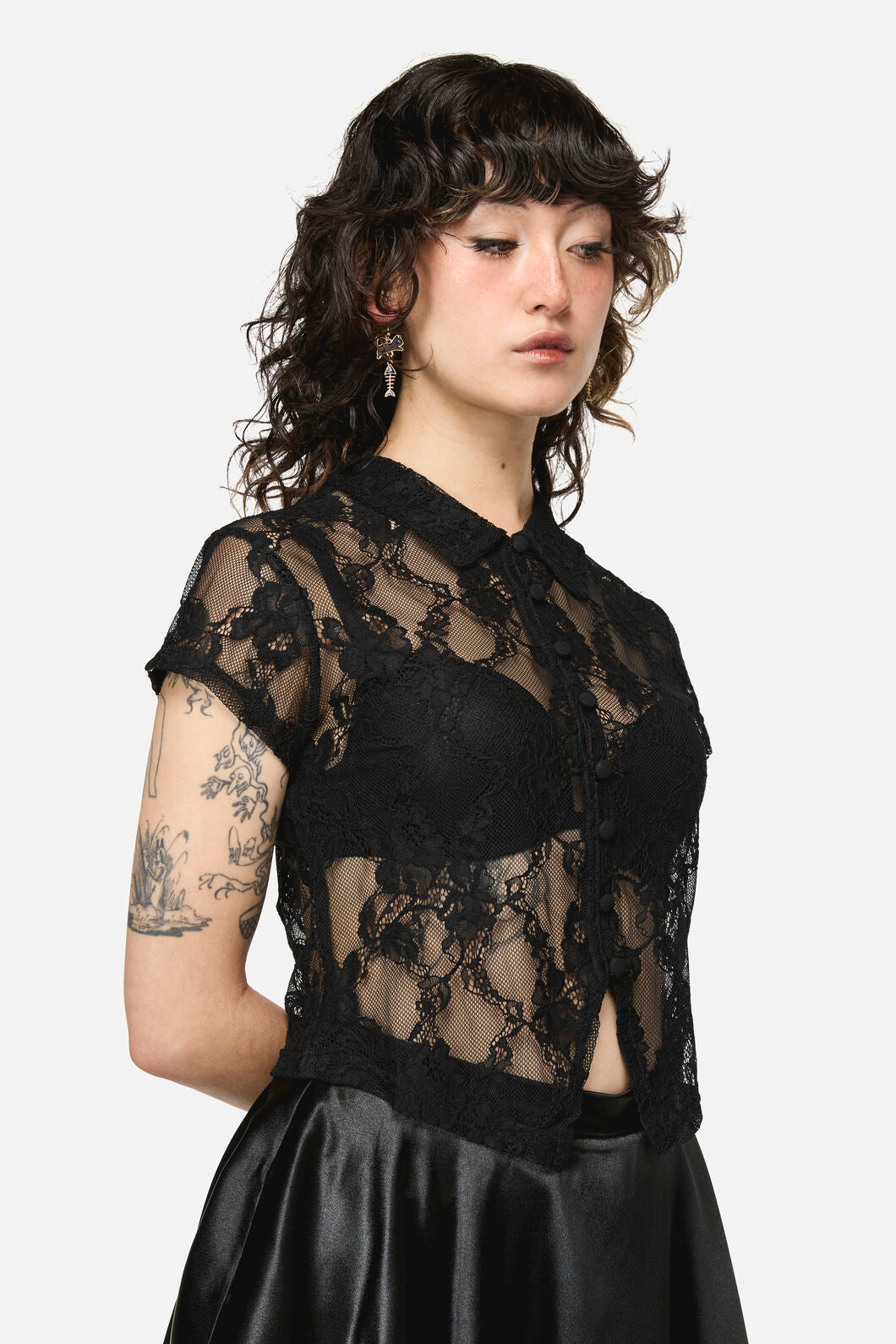 Dangerfield NZ - Pond Lace Goth Top - black
