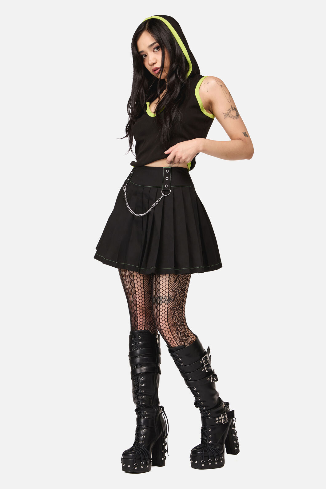 Dangerfield NZ - Anonymous Pleated Skirt - black