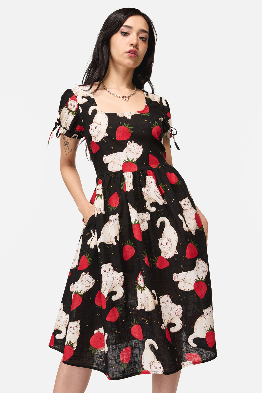 Dangerfield NZ - Strawberry Cat Repeat Dress - black