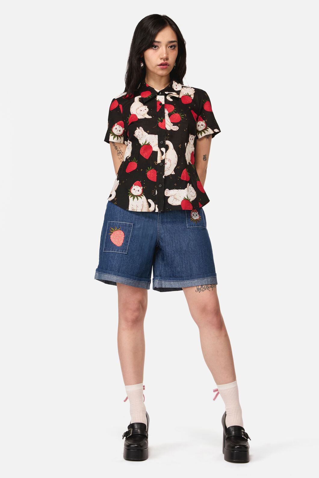 Dangerfield NZ - Strawberry Cat Repeat Blouse - black