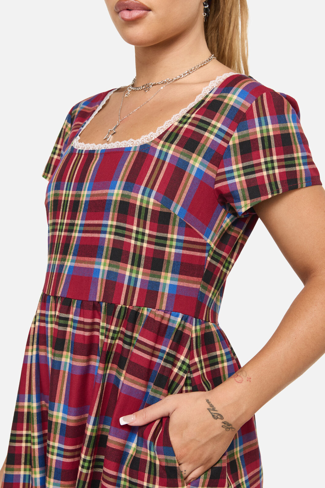 Dangerfield NZ - Crowned Tartan Dress - red