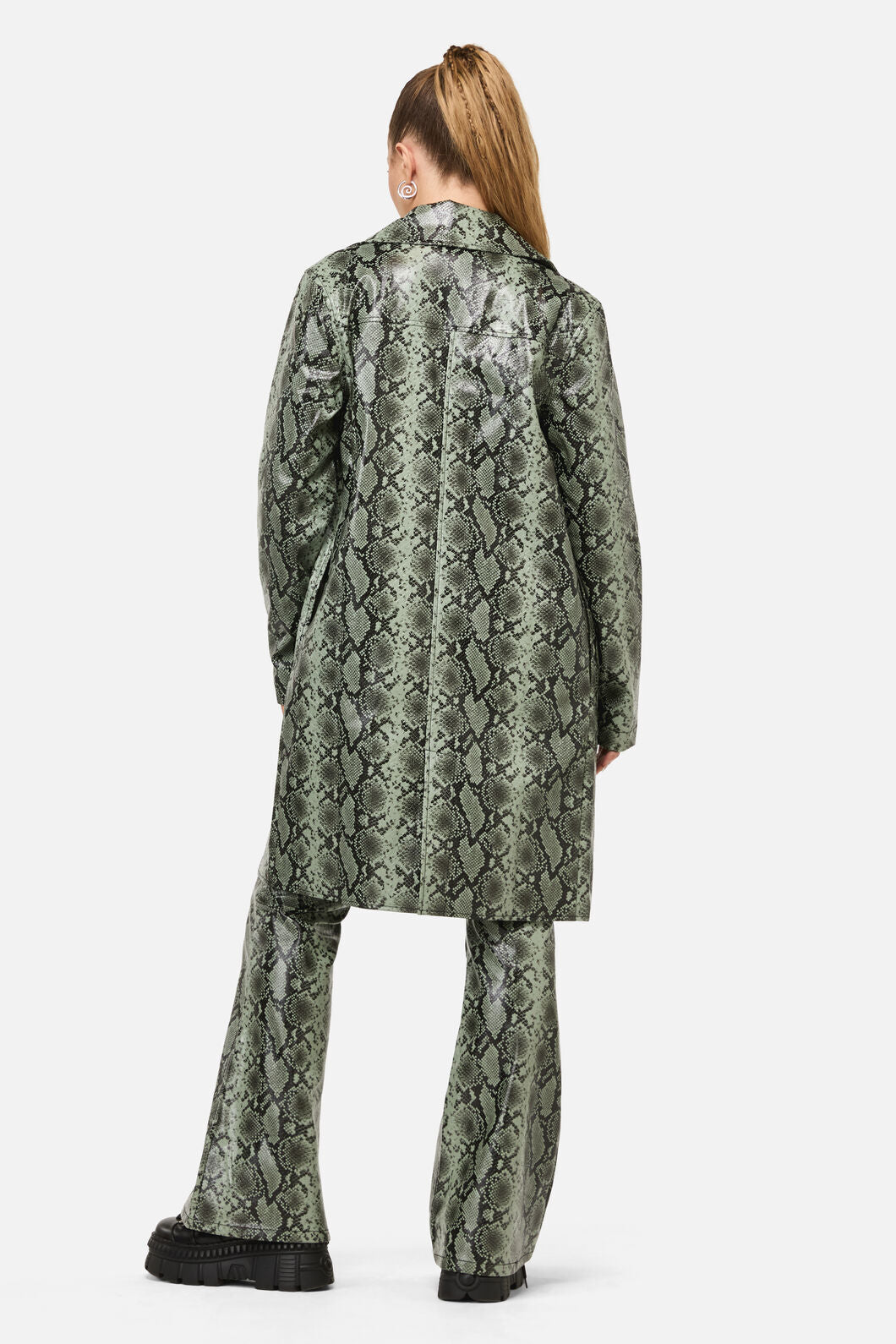 Dangerfield NZ - Y2K Snakey Mid Length Coat - grey