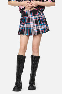 Dangerfield NZ - Hater Goth Skort - pink