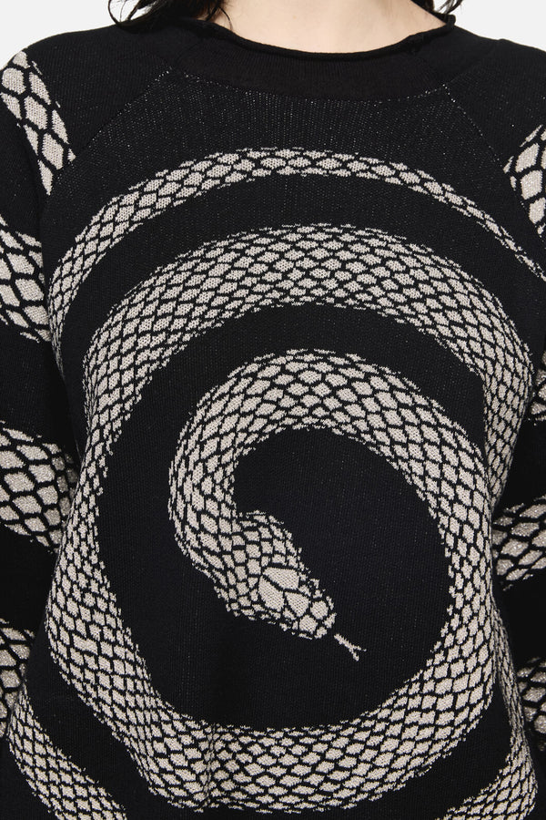 Dangerfield NZ - Slithering Goth Knit - black-white