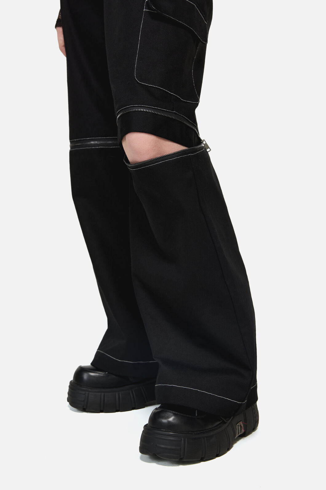 Dangerfield NZ - Serpent Goth Cargo Pant - black