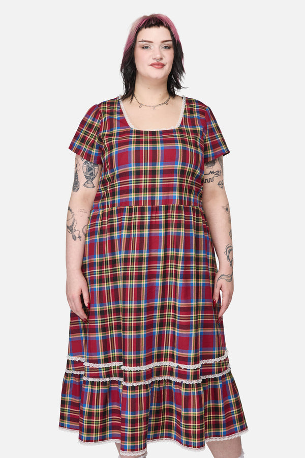 Dangerfield NZ - Curve Crowned Tartan Dress - red
