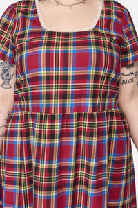 Dangerfield NZ - Curve Crowned Tartan Dress - red