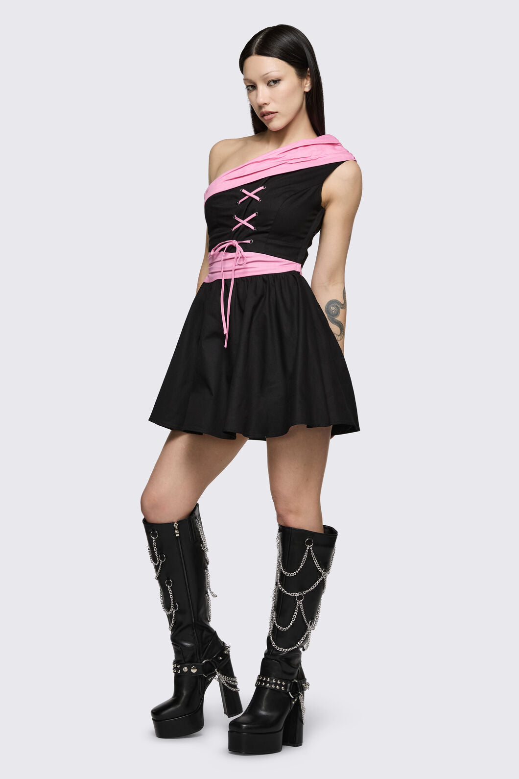 Dangerfield NZ - Broken Rollercoaster Mini Dress - black-pink