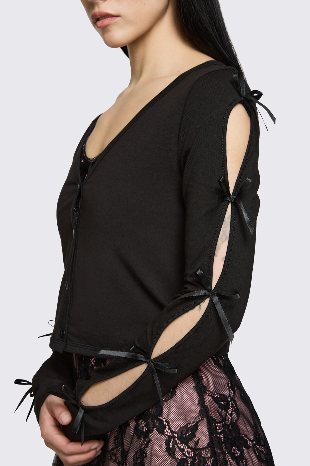 Dangerfield NZ - Round & Round Tie Sleeve Cardi - black