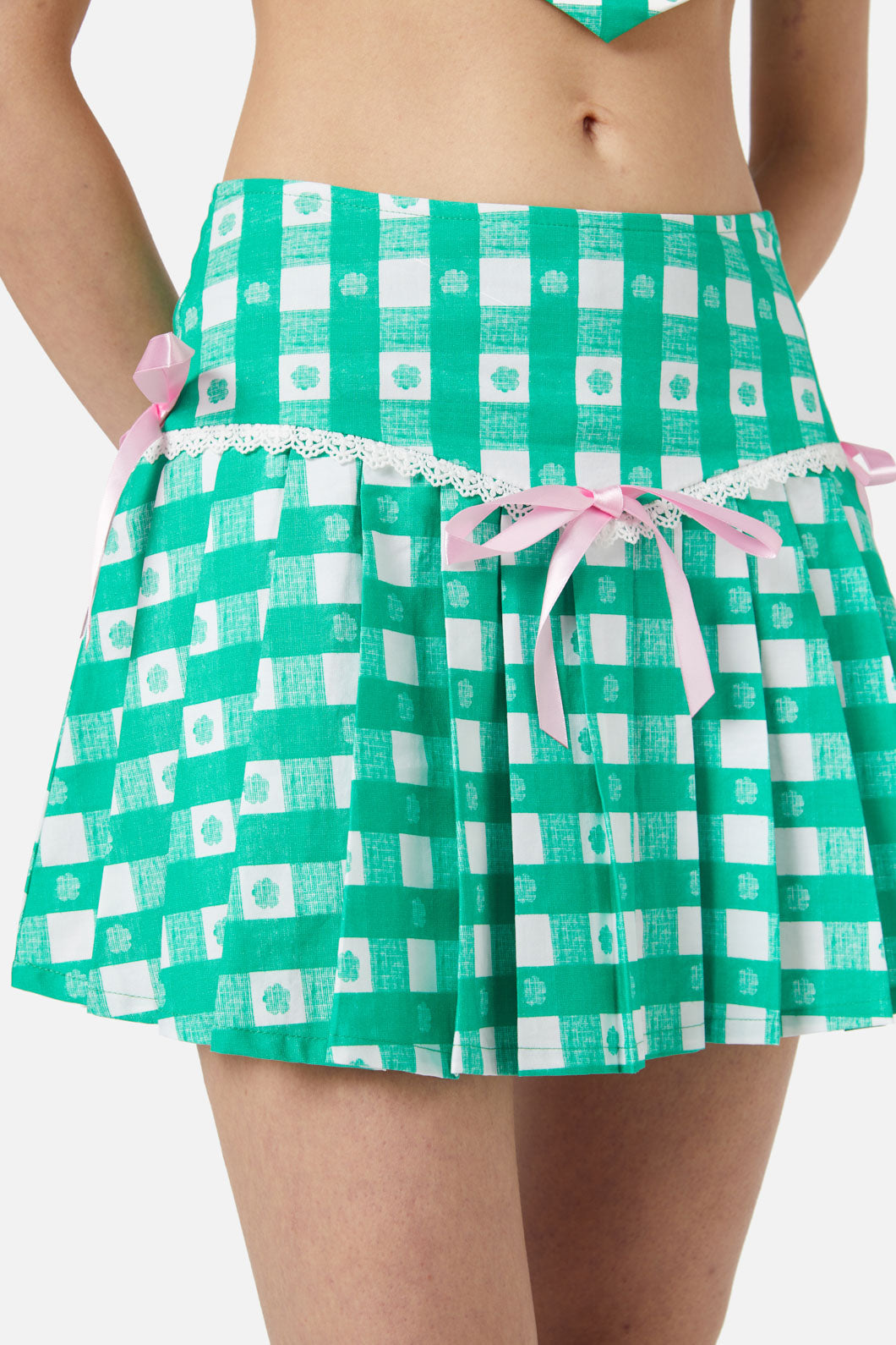green-white