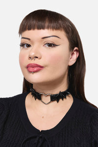 Dangerfield NZ - Bat Wing Choker - black