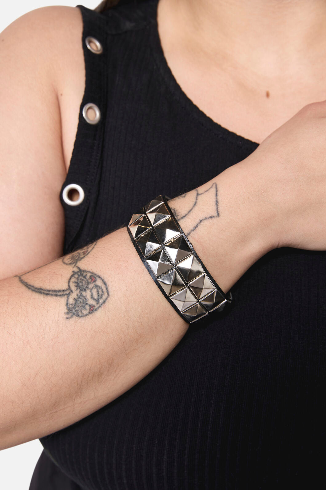 Dangerfield NZ - Pyramid Stud Wrist Band Cuff - black-silver