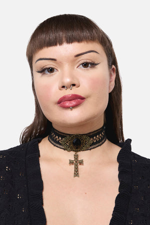 Dangerfield NZ - Cross Skull Lace Choker - black
