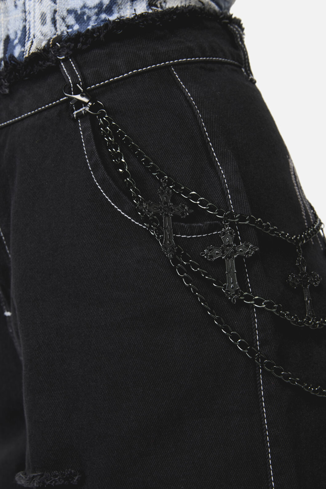 Dangerfield NZ - Black Crosses Jean Chain - black
