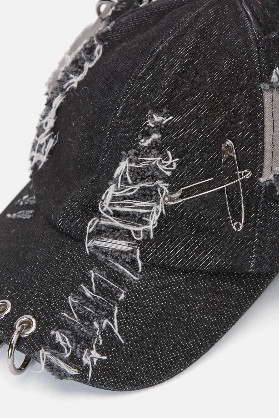 Dangerfield NZ - Distressed Ears Cap - black