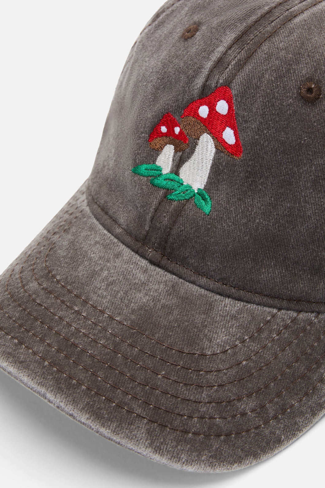 Dangerfield NZ - Toadstool Washed Canvas Cap - chocolate