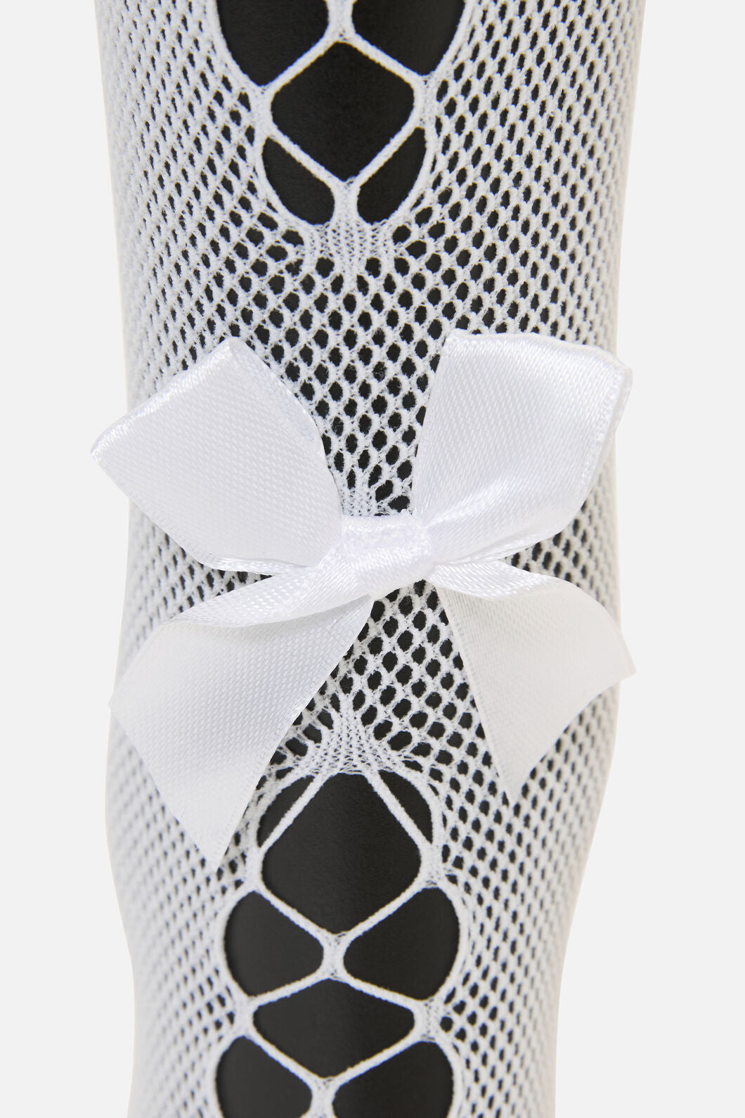 Dangerfield NZ - White Long Mesh Bow Sock - white