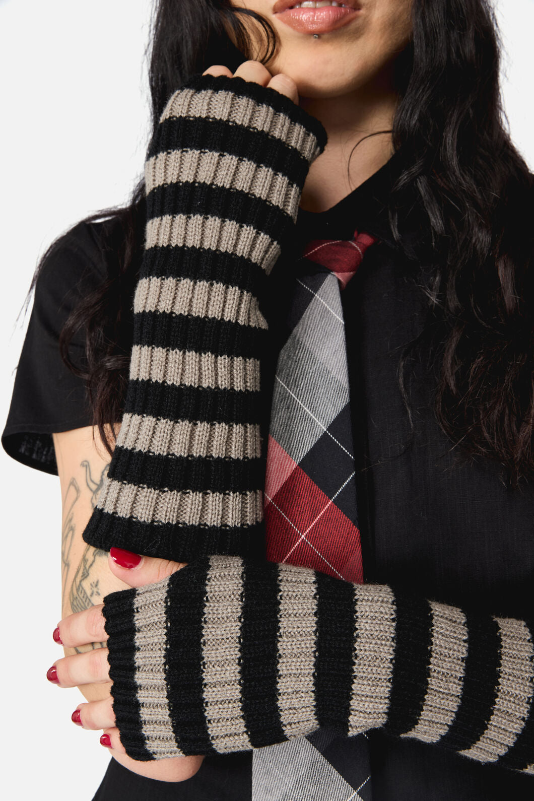 Dangerfield NZ - Ribbed Long Fingerless Gloves - black-grey