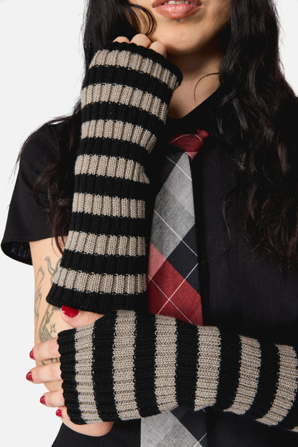 Dangerfield NZ - Ribbed Long Fingerless Gloves - black-grey