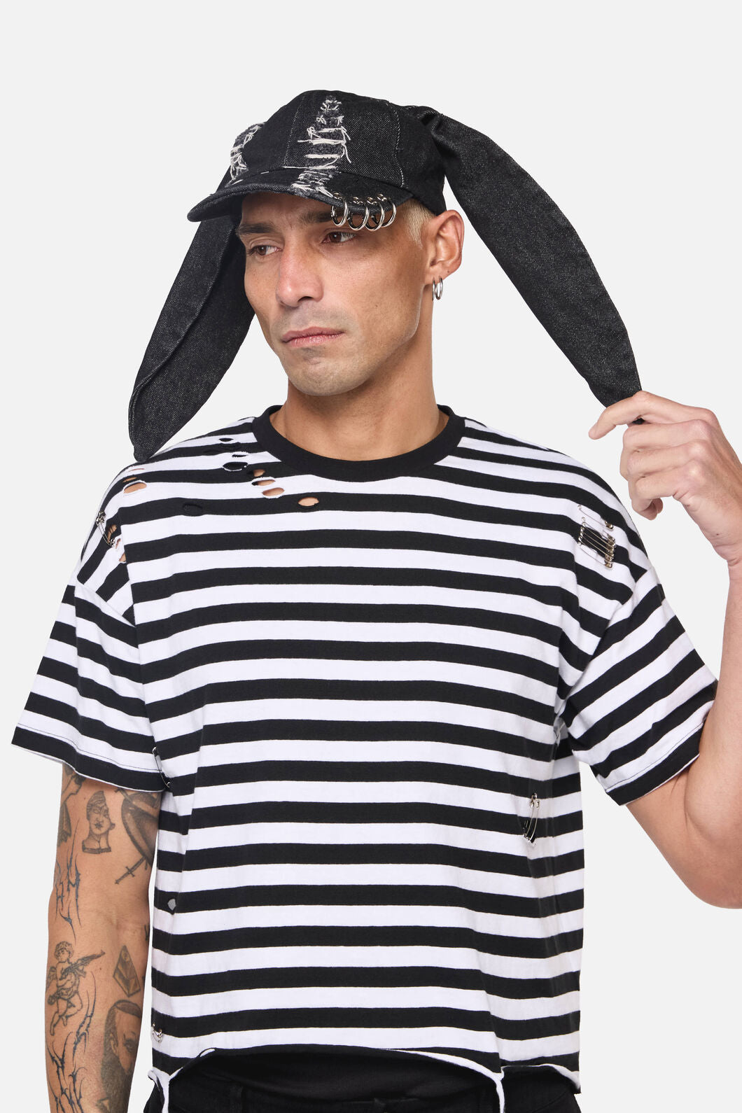 Dangerfield NZ - Distressed Long Ears Cap - black