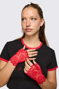 Dangerfield NZ - Red Rose Lace Gloves - red