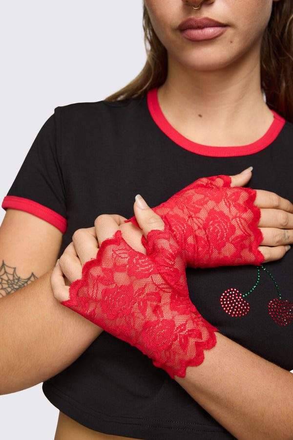 Dangerfield NZ - Red Rose Lace Gloves - red