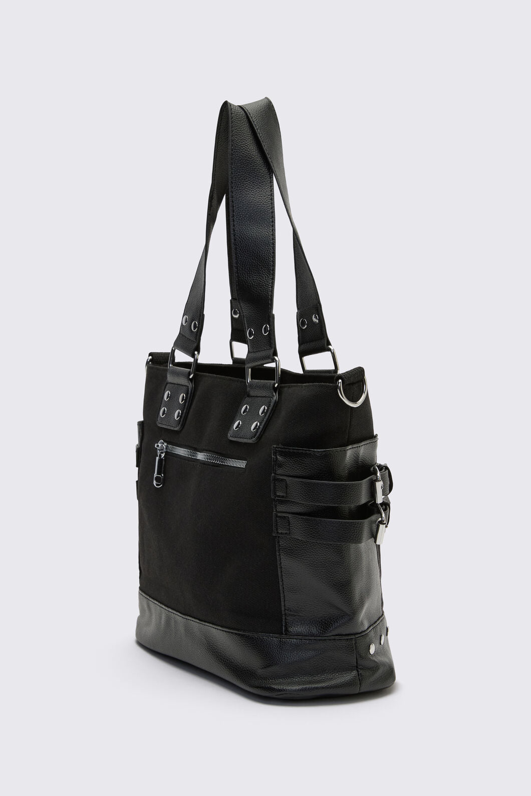 Dangerfield NZ - Stud Chain Bag - black