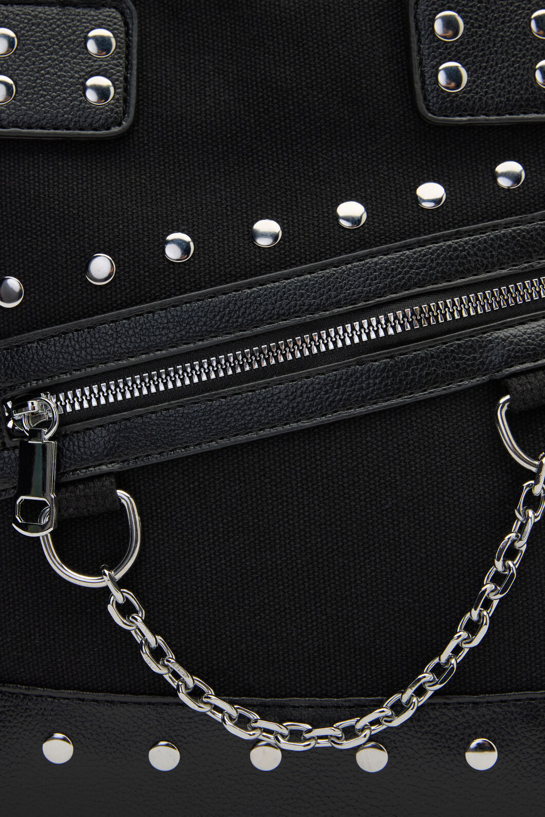 Dangerfield NZ - Stud Chain Bag - black