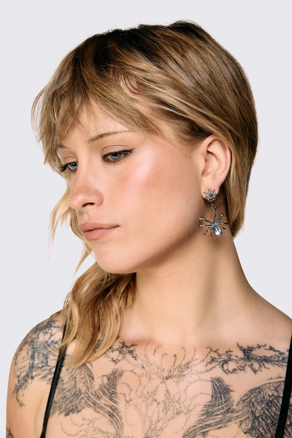Dangerfield NZ - Spider & Web Earrings - gunmetal