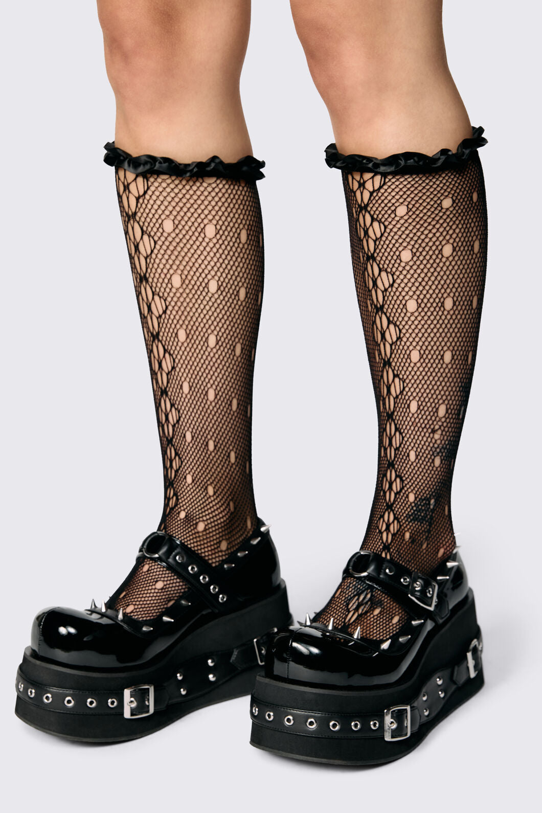 Dangerfield NZ - Long Lace & Satin Socks - black