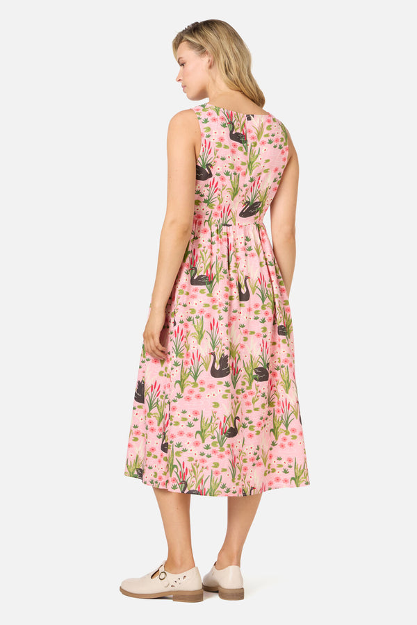 Princess Highway - Pretty Swan Midi Dress - pink