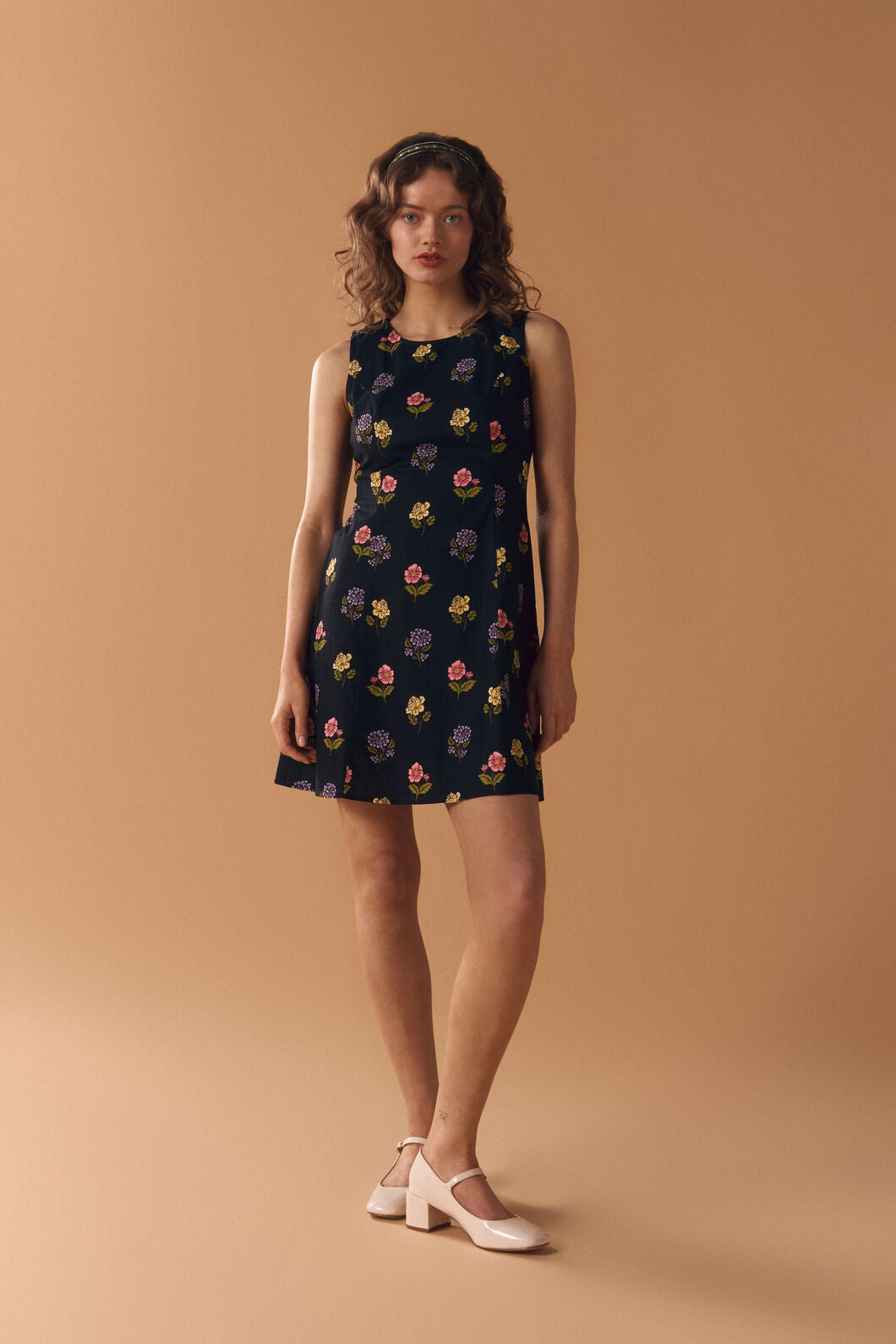 Princess Highway - Meika 90s Flower Mini Dress - black