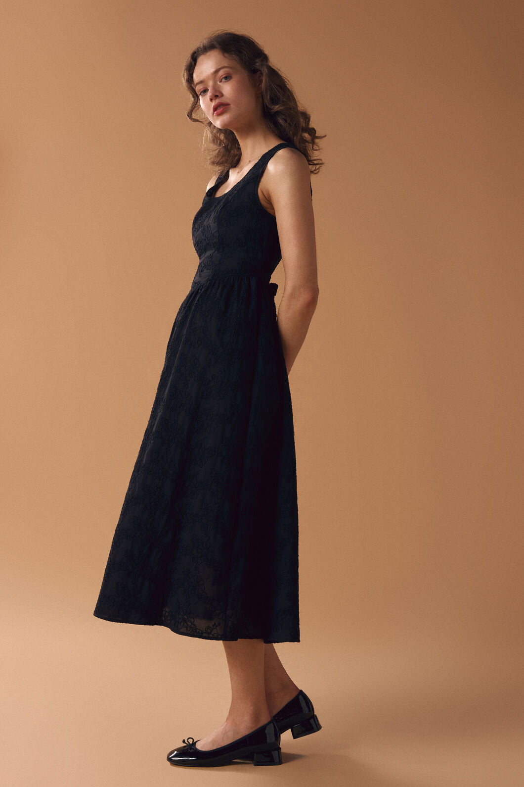Princess Highway - Bethany Broderie Midi Dress - black