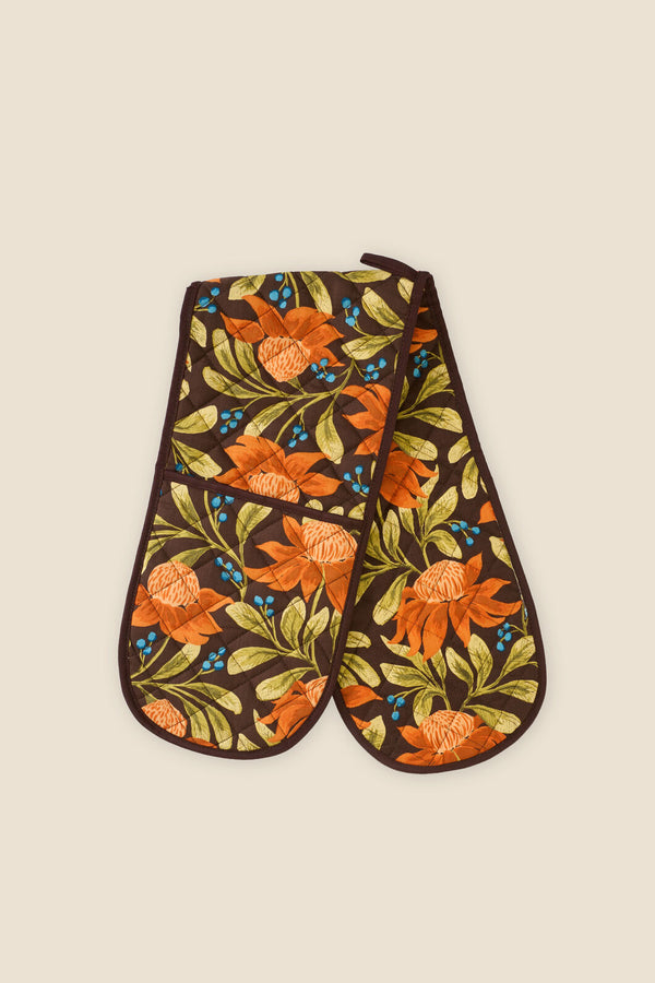 Princess Highway - Waratah Double Oven Mitt - chocolate