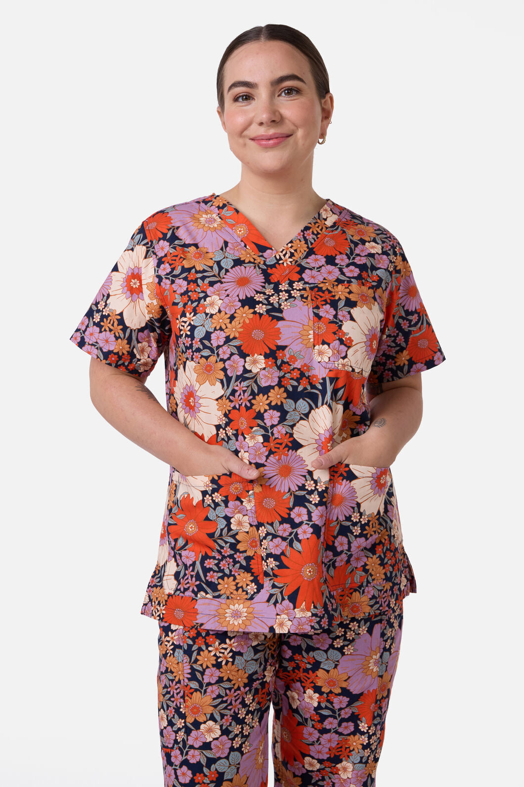 Scrubs With Love - SUNNY FLORAL SCRUB SET - navy
