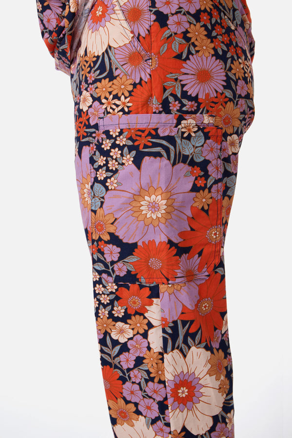 Scrubs With Love - SUNNY FLORAL SCRUB SET - navy