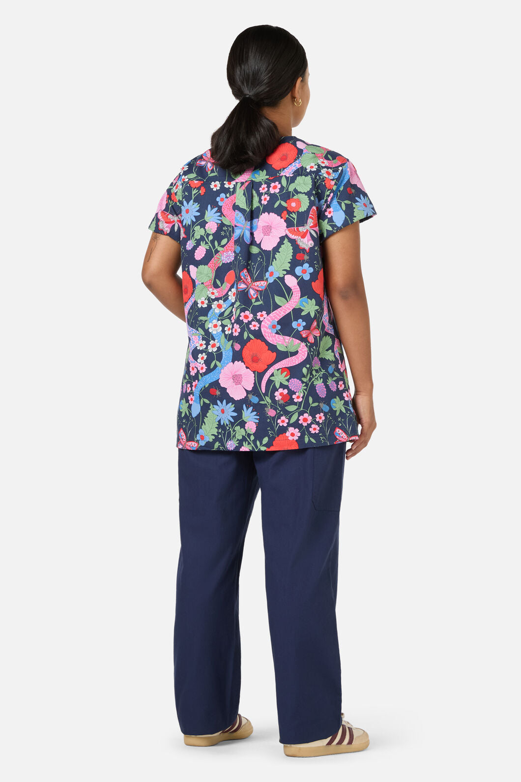 Scrubs With Love - Snakes & Flora Top&Pant scrubs - navy