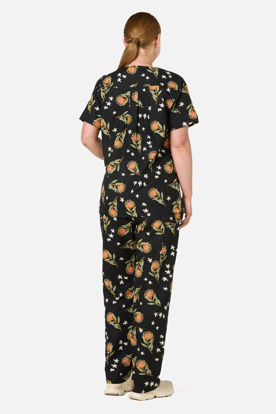 Scrubs With Love - Pincushion Protea Scrub Set - black