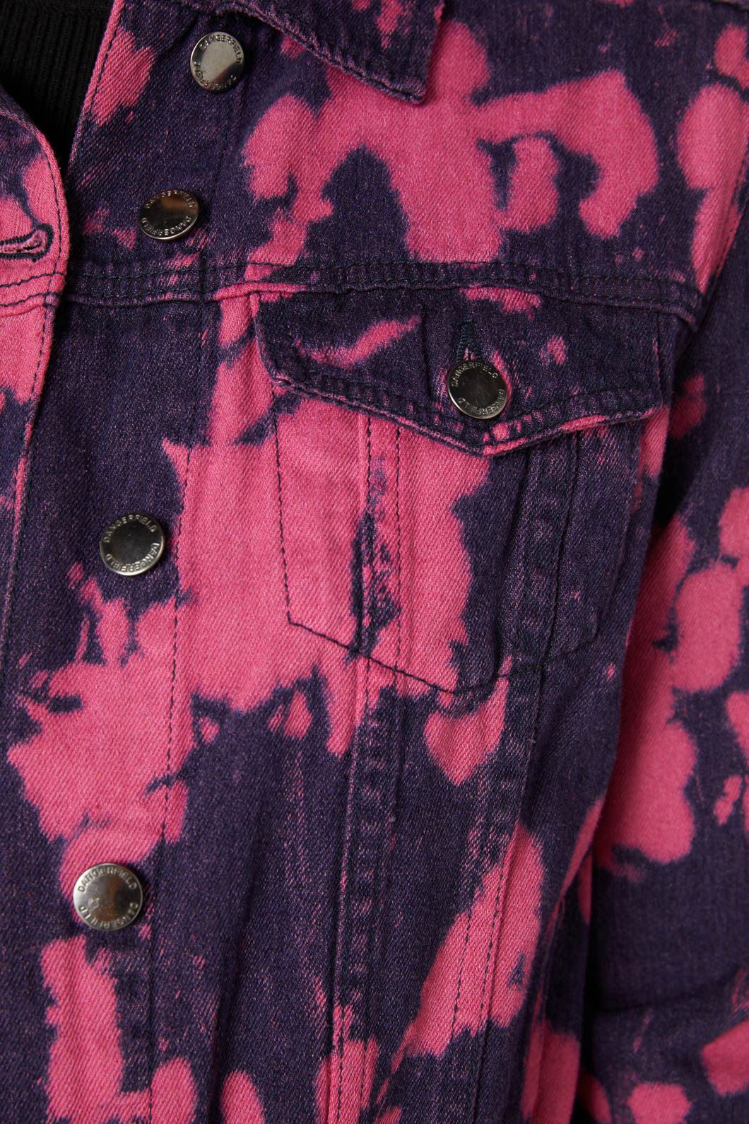 navy-pink